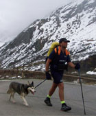 on line il blog dedicato a Gianluca Ratta e shira e al 9° giro a piedi e zampe